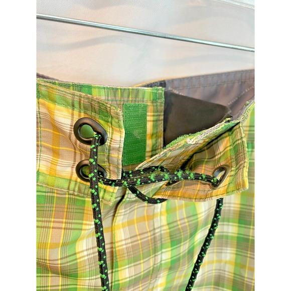 3/$20 North Face Men's Sz M Board Shorts Swim Trunks Green Plaid 10" Inseam - Picture 4 of 11